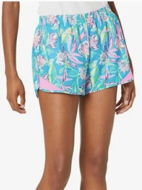 EUC Lilly Pulitzer Ocean Trail Shorts - Keep on Beleafing - Large